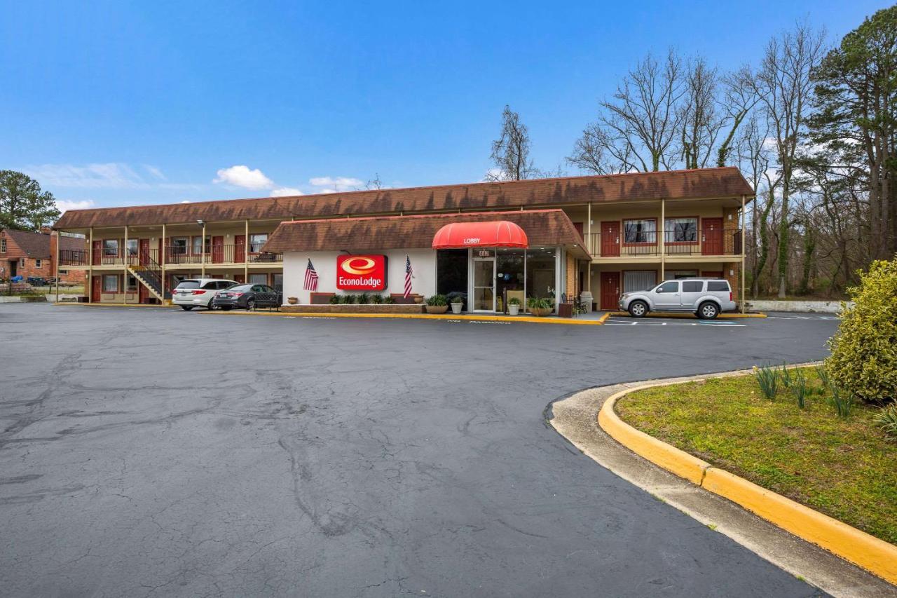 Econo Lodge Historic Area Γουίλιαμσμπεργκ Εξωτερικό φωτογραφία